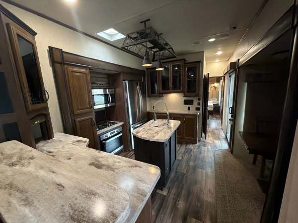 2020 Forest River Sandpiper 403RD - Image 12