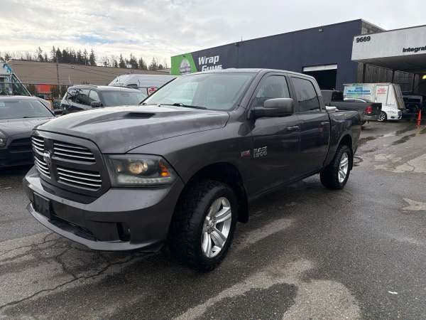 2015 Ram 1500 Sport Crew Cab SWB 4WD - Image 6