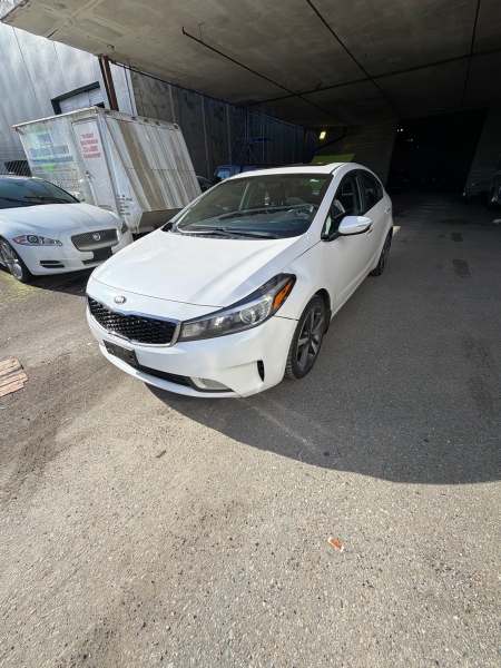 2017 Kia Forte Ex - Image 5