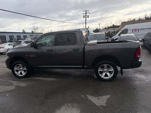 2015 Ram 1500 Sport Crew Cab SWB 4WD - Image 10