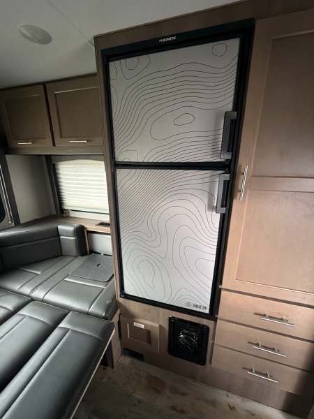 2024 Alp Adventure 19RD - Image 13