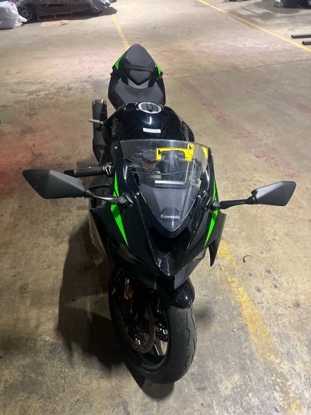 2025 Kawasaki Ninja Motorcycle ZX-6R - Image 7