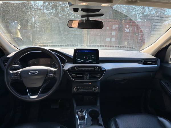 2020 Ford Escape SEL AWD - Image 10