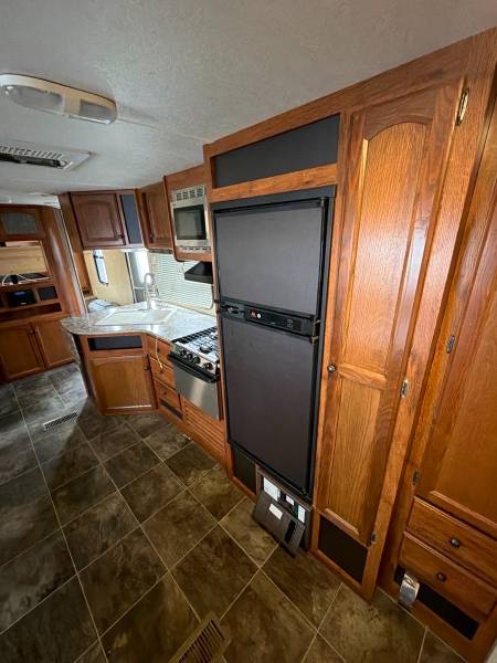 2014 Keystone Hideout 28BHSWE - Image 12