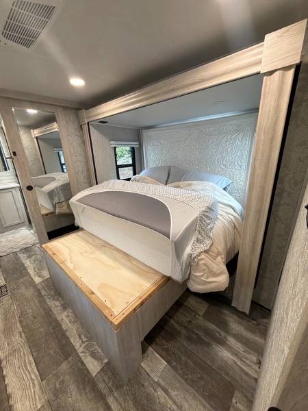 2022 Forest River Sandpiper 391FLRB - Image 19