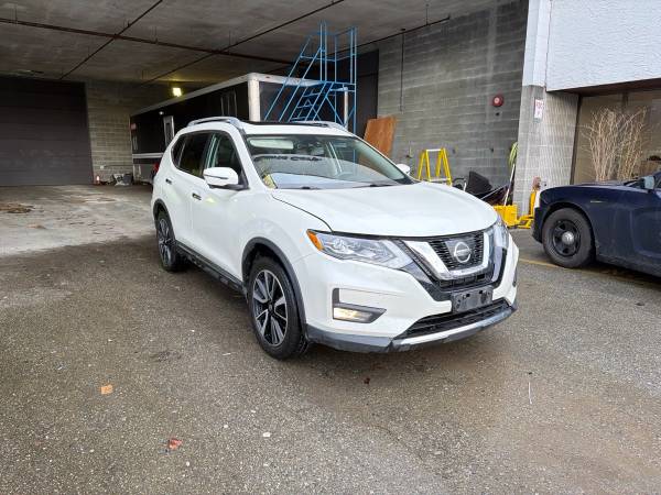 2017 Nissan Rogue SL AWD - Image 7