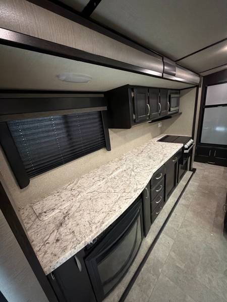 2019 Grand Design Imagine 2670MK - Image 20