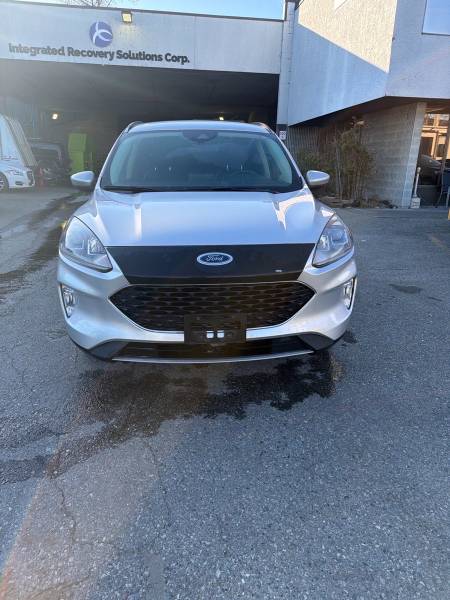2020 Ford Escape SEL AWD - Image 3