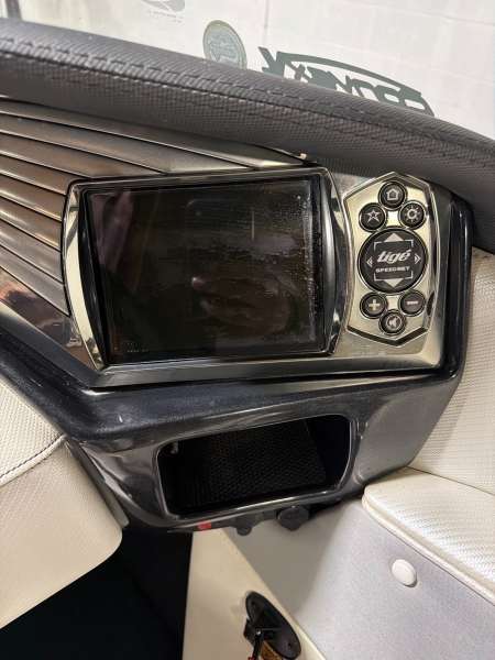 2013 TIGE RZ4 - Image 10