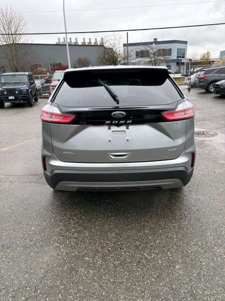 2022 Ford Edge SEL AWD - Image 6