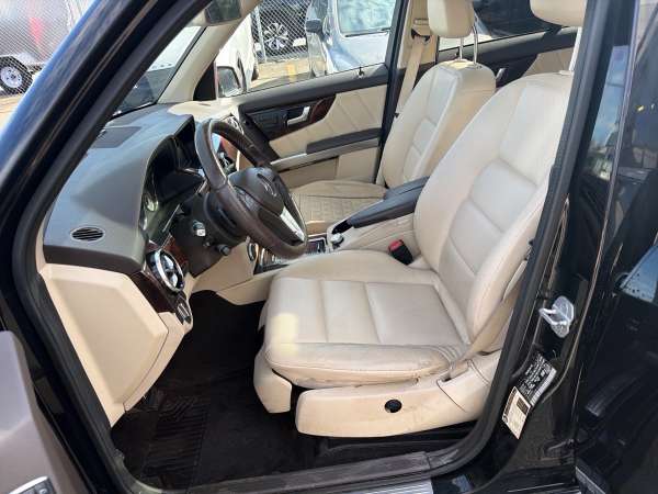 2013 Mercedes GLK 350 4MATIC - Image 11