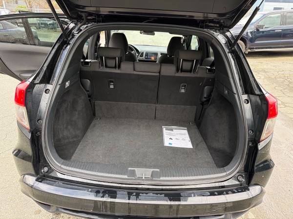 2022 Honda HR-V Sport 4D Utility - Image 14