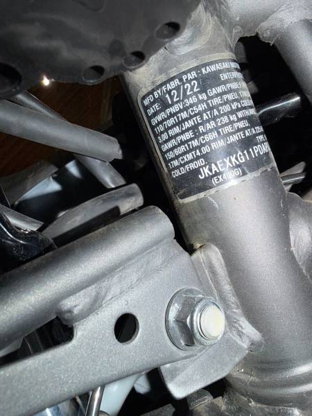 2023 Kawasaki Ninja 400 - Image 13