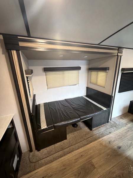 2019 Forest River Surveyor 200MBLE - Image 17