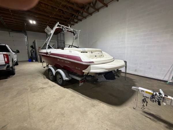 2013 Larson LX 225S - Image 4