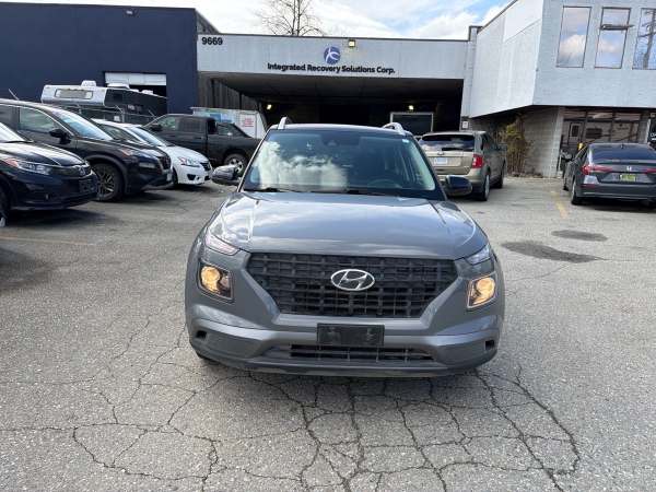 2021 Hyundai Venue SEL Sport Utility 4D - Image 3