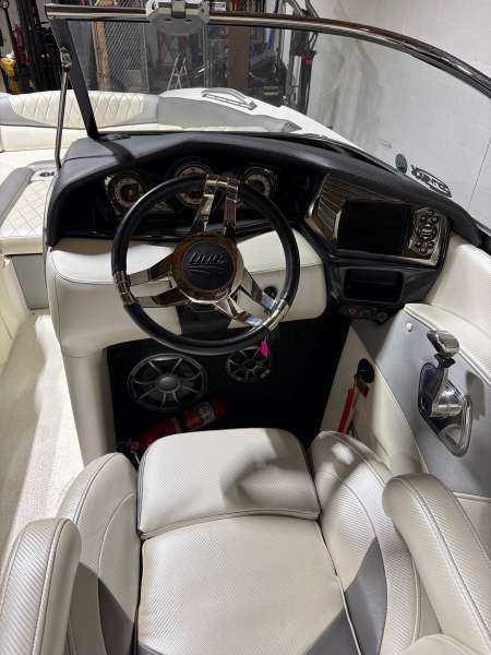 2013 TIGE RZ4 - Image 13