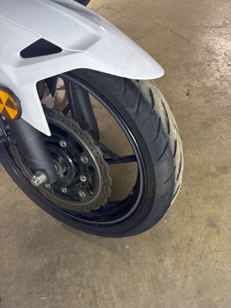 2023 Kawasaki Ninja 400 - Image 9