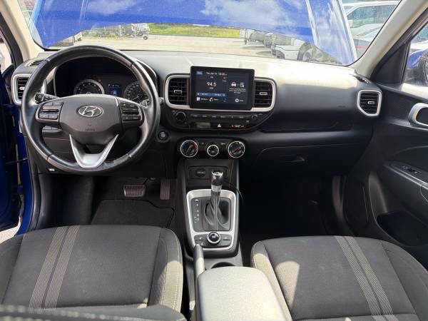 2021 Hyundai Venue Sport SEL 4D - Image 8