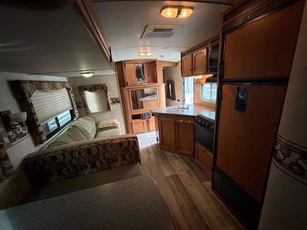 2012 Crossroad Sunset Trail ST29 - Image 7