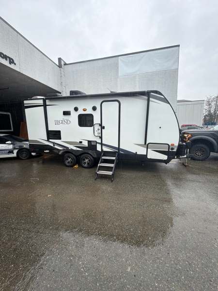 2019 Forest River Surveyor 200MBLE - Image 4