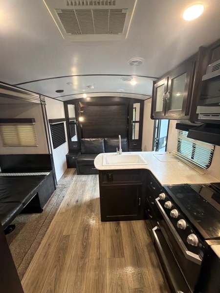 2019 Forest River Surveyor 200MBLE - Image 9