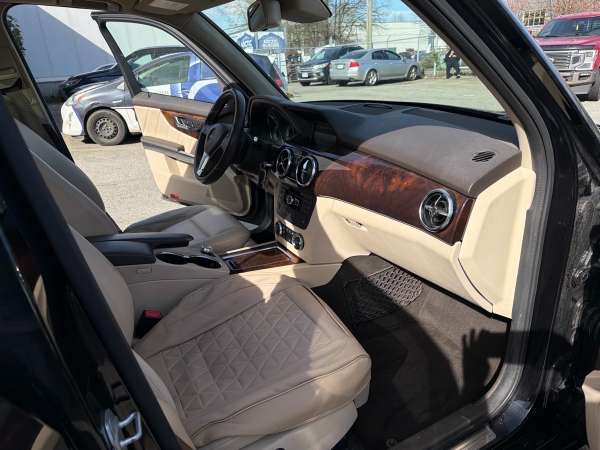 2013 Mercedes GLK 350 4MATIC - Image 13