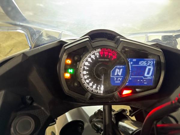 2023 Kawasaki Ninja 400 - Image 6