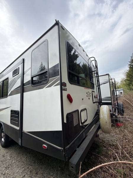 2023 Outdoors RV Blackstone 260KVS - Image 6