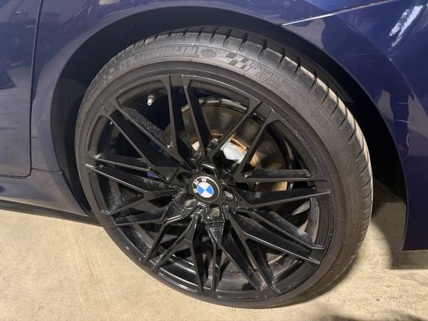 2019 BMW 540i xDrive - Image 17