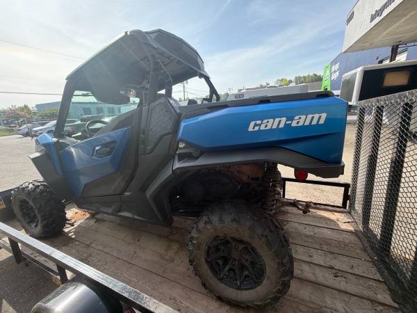 2023 CAN-AM Commander XT - Image 3