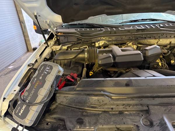 2017 Ford F250 XLT 4WD - Image 30