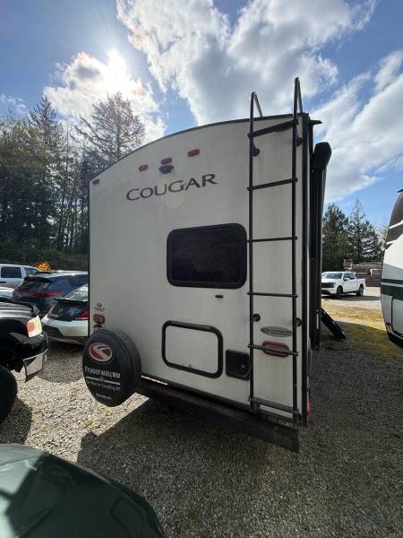 2021 Keystone RV Cougar 25BHSWE - Image 5