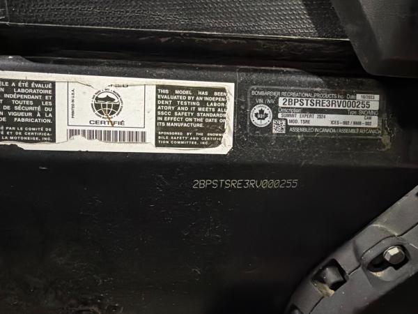 2024 Ski-Doo Snowmobile 850 - Image 19