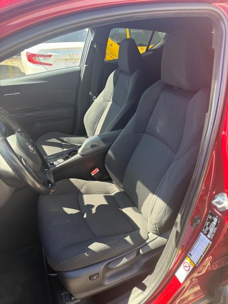 2019 Toyota C-HR LE - Image 17