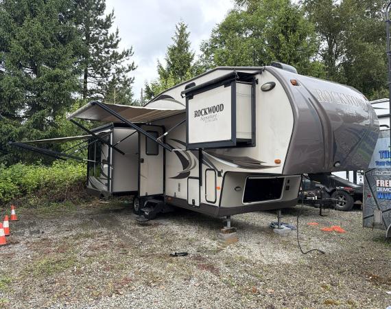 2012 Forest River Rockwood 8289WS