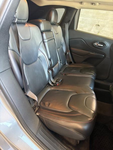 2016 Jeep Cherokee Trailhawk - Image 15