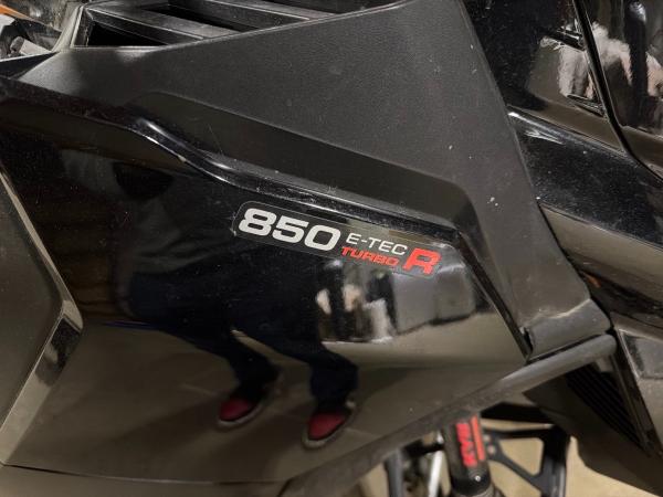 2024 Ski-Doo Snowmobile 850 - Image 10