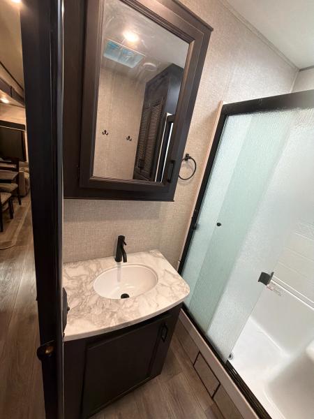 2023 Jayco Jay Flight Bungalow 40 RLTS - Image 15