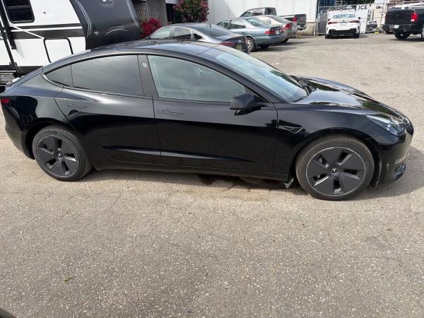 2022 Tesla Model 3 - Image 7