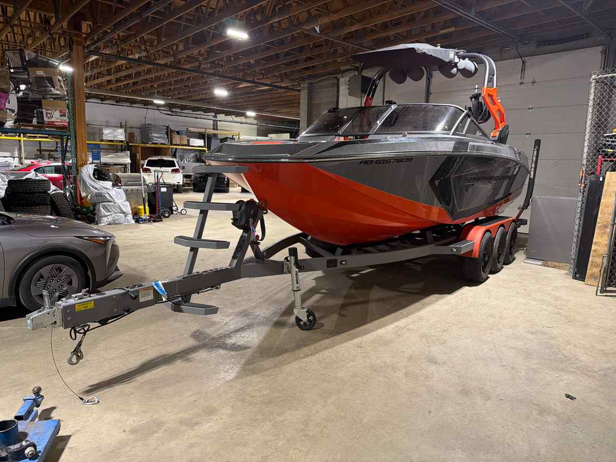 2018 Nautique Super Air G23