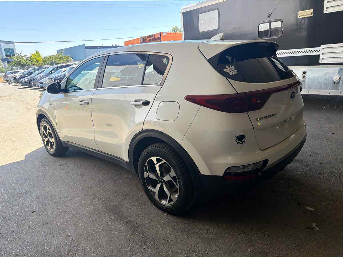 2020 Kia Sportage LX - Image 4