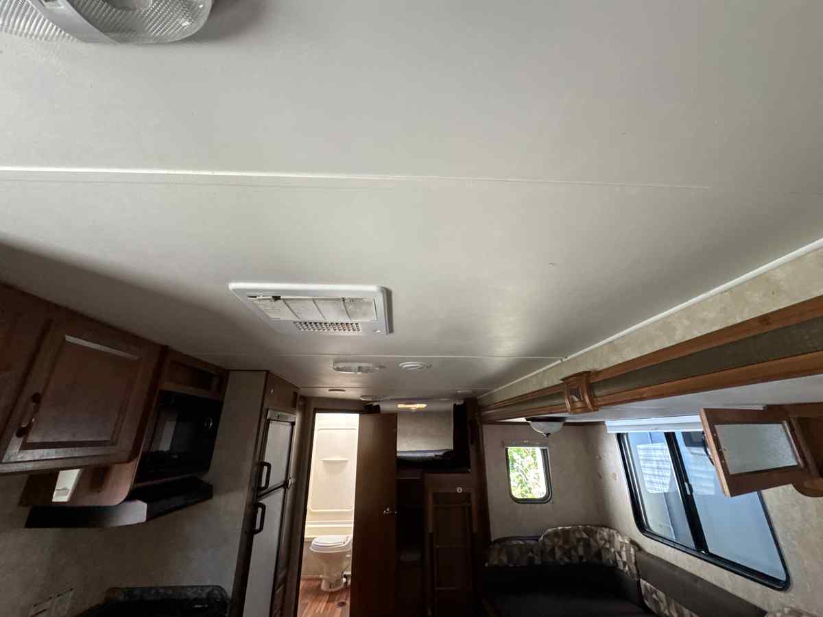 2015 Gulfstream Innsbruck 277DDS - Image 38