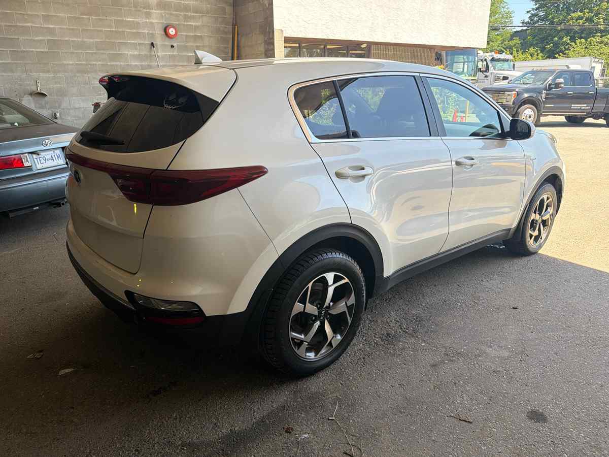 2020 Kia Sportage LX - Image 6