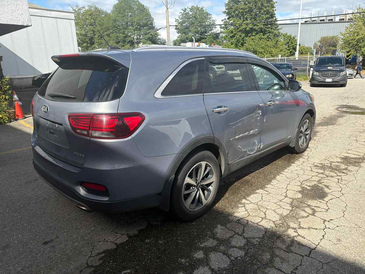 2020 Kia Sorento EX - Image 6