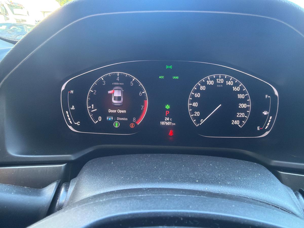 2018 Honda Accord LX - Image 10