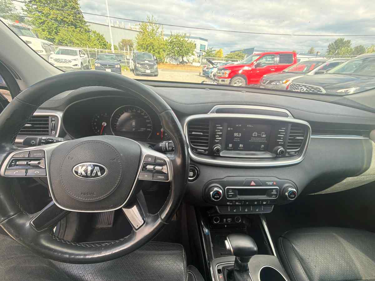 2020 Kia Sorento EX - Image 10