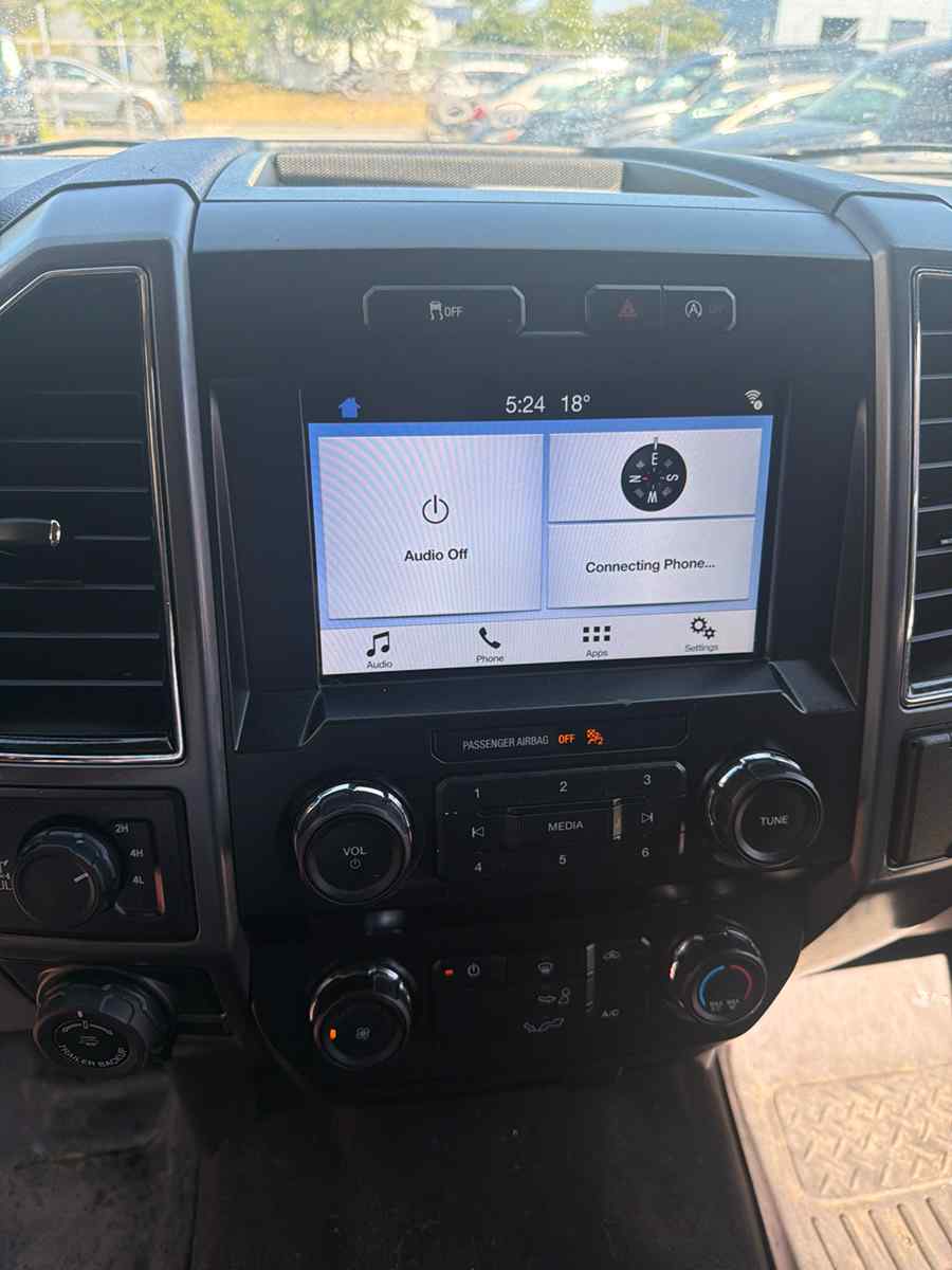 2019 Ford F150 XL Super Crew - Image 12