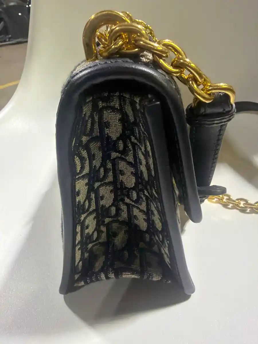 Christian Dior 30 Montaigne Bag - Image 3