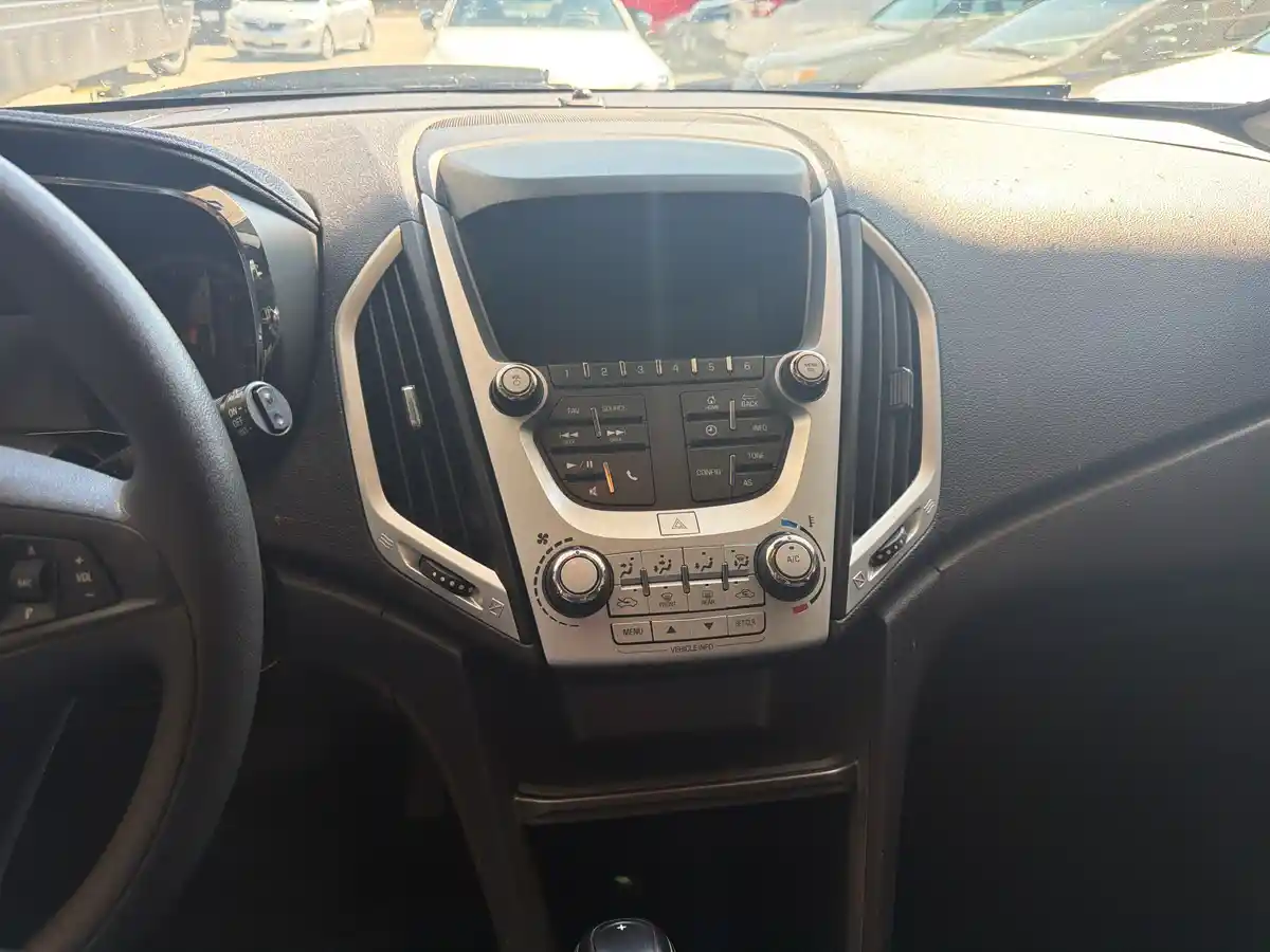2017 GMC Terrain  SLE AWD - Image 11